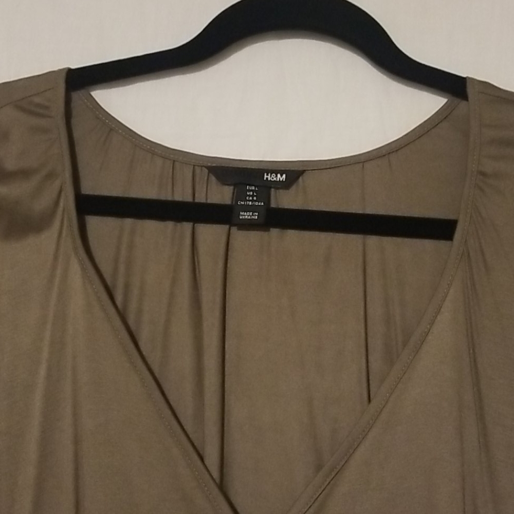 Shirt - Picture 2 of 2